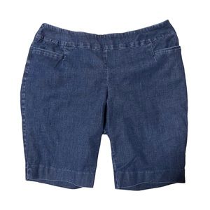 Women’s dress jean Bermuda shorts size 18W catos GUC